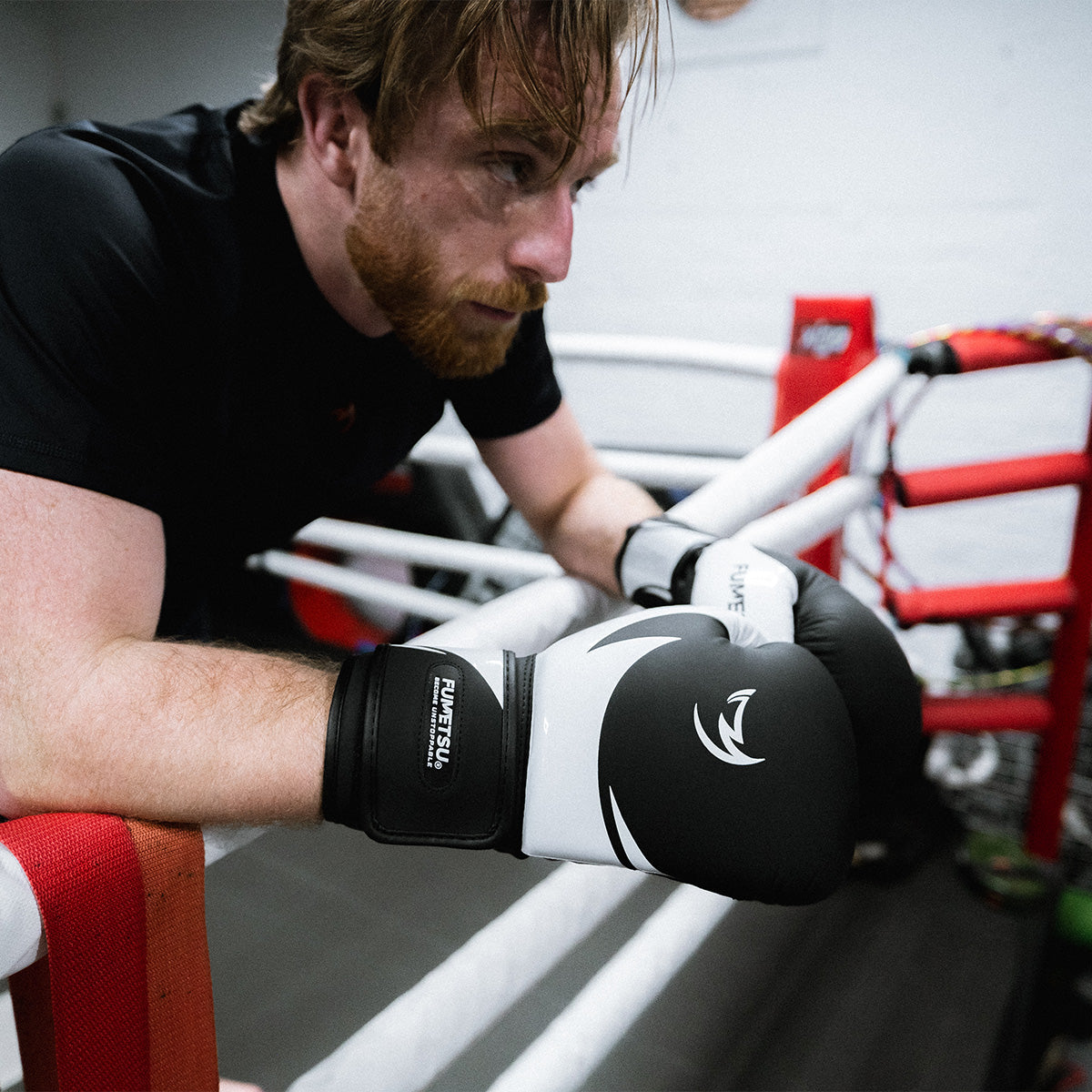 Guantes de boxeo Fumetsu Ghost S3 negro/blanco