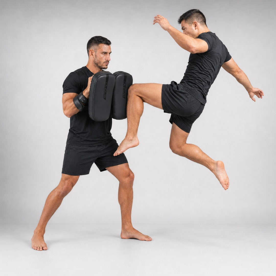 Bytomic Red Label Curved Thai Pads Black/Black