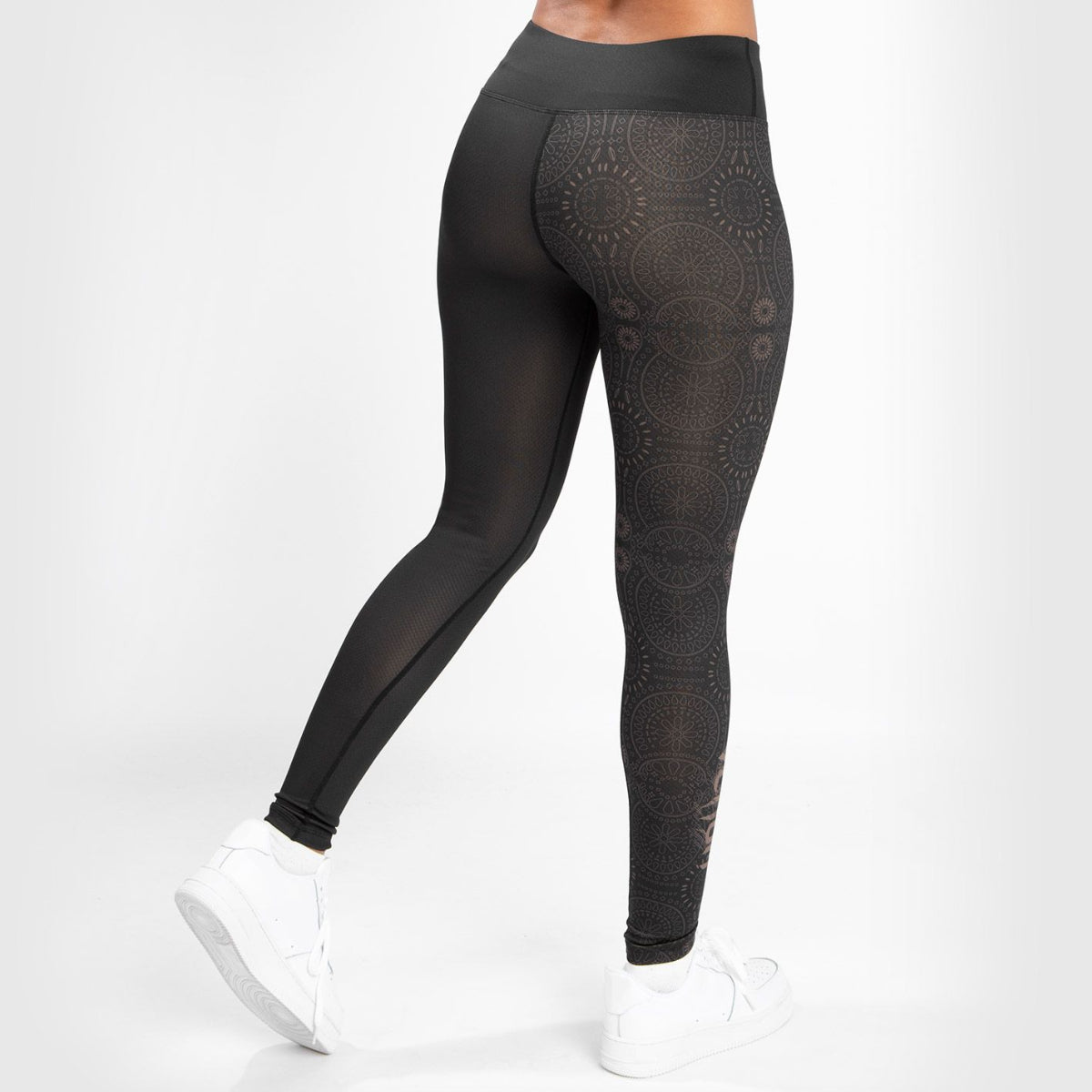 Venum Women Santa Muerte Lado escuro leggings preto/marrom