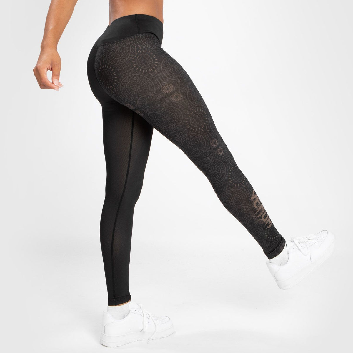 Venum Women Santa Muerte Lado escuro leggings preto/marrom