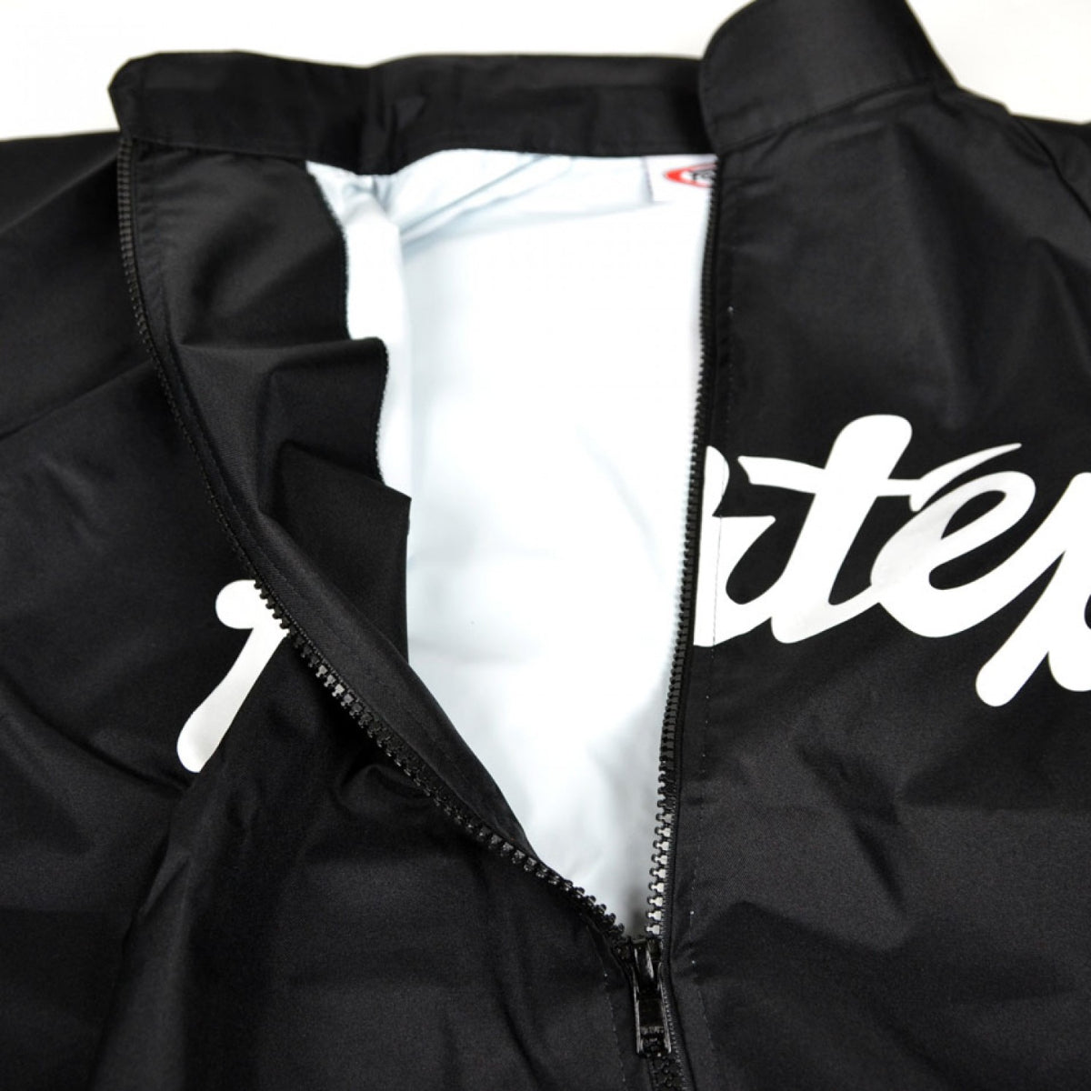Fairtex VS2 Vinyl Sweatsuit Schwarz