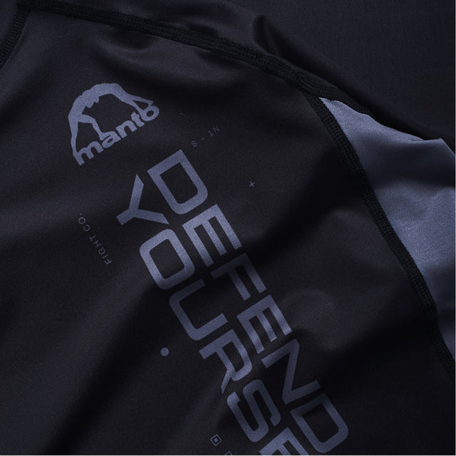 Manto Ranked Rash Guard Black