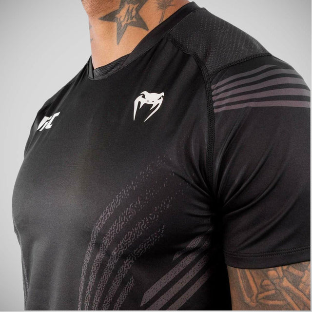 Venum UFC Authentic Fight Night Walkout Jersey Black