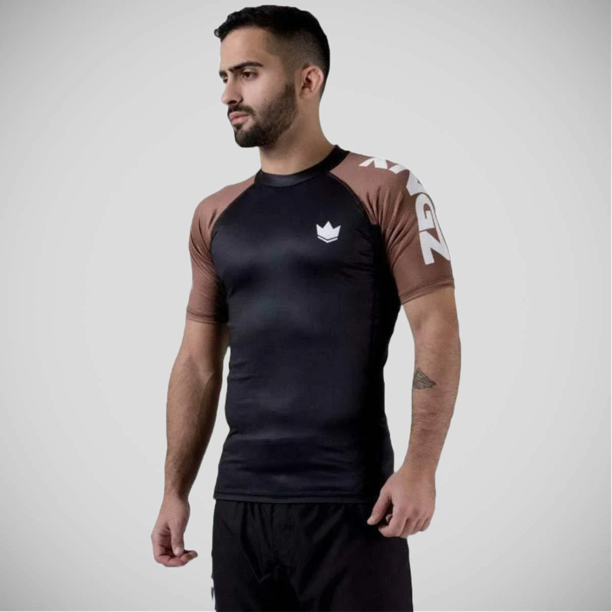 Kingz Ranked Performance z krótkim rękawem Brown Brown