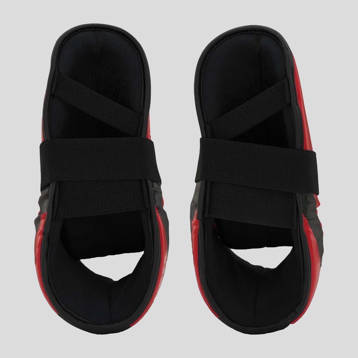 Century C-Gear-Bestimmung tritt rot/schwarz