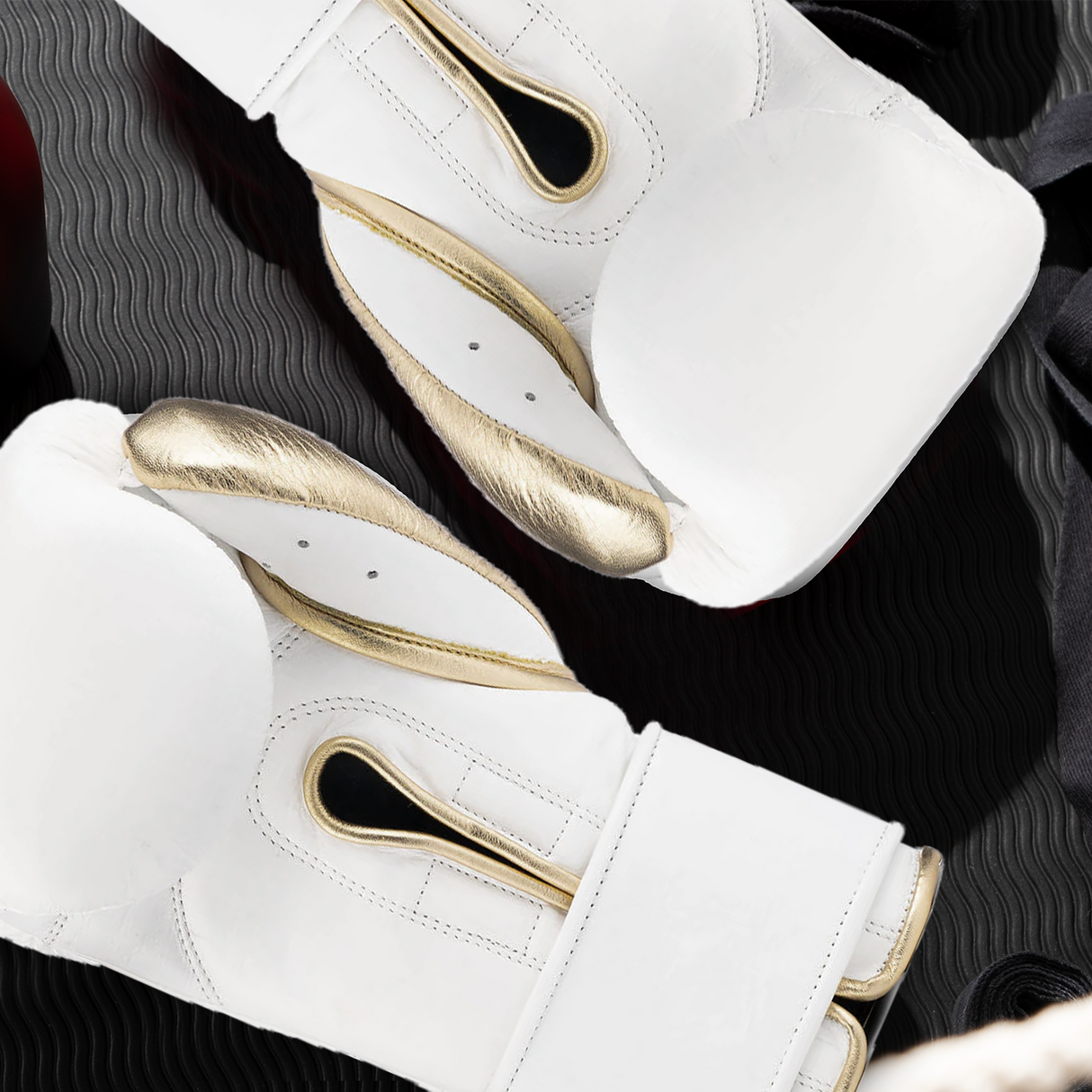 Bravose Elite Pro 2.0 Velcro Boxing Gloves White & Gold