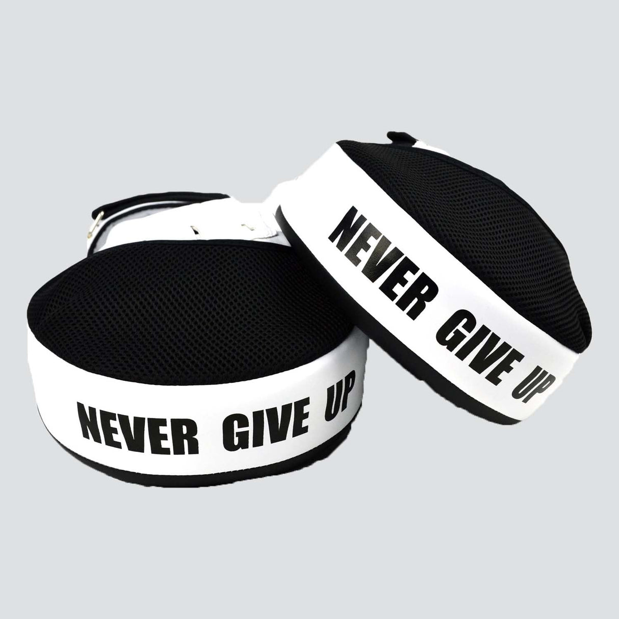 FMV13 Fairtex Maximized Focus Mitts Black/White