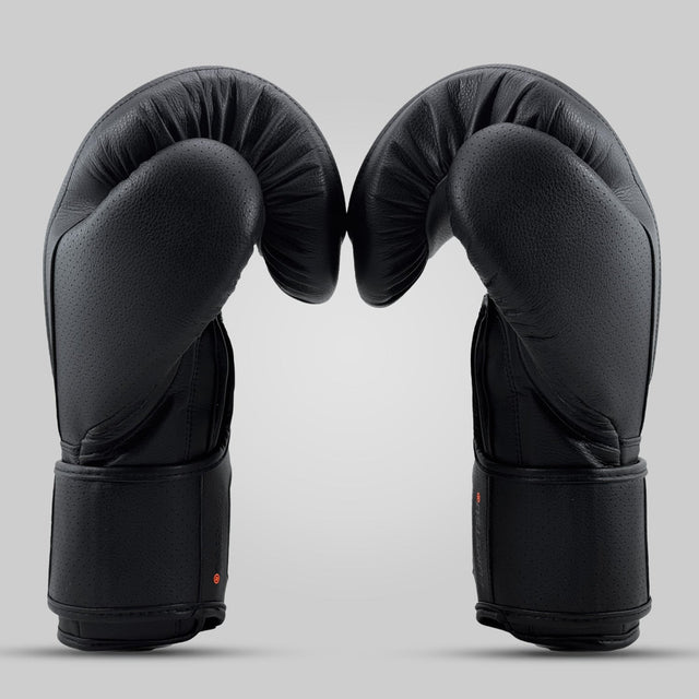 Fumetsu Alpha Pro MK2 Boxing Gloves Black - side detail