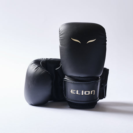Elion Bag Gloves Black/Gold front and strap view