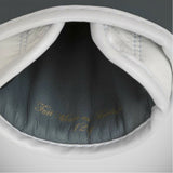 Elion Paris Elegant Boxing Gloves Grey