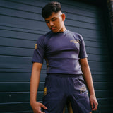 Фуметсу университет с коротким рукавом с коротким рукава