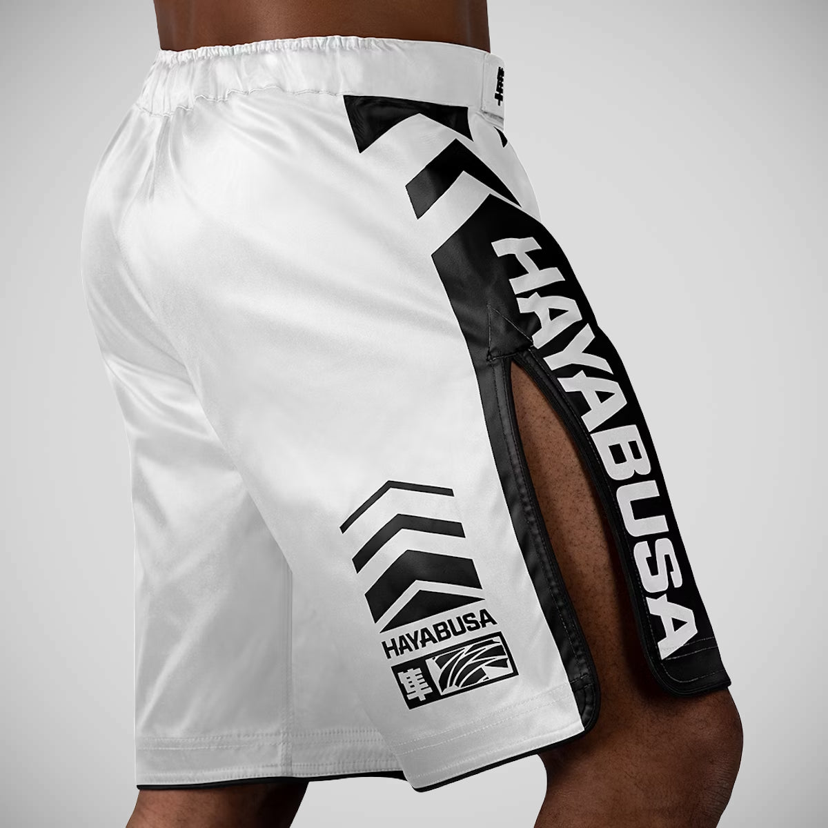 Hayabusa -Ikone MMA Shorts Weiß/Schwarz