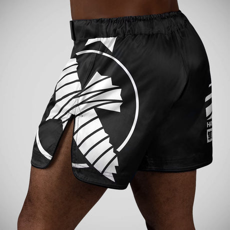 Hayabusa-Ikone mitten im Obersten MMA-Shorts schwarz/weiß