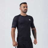 Kingz Kore V2 Guardia de sarpullido de manga corta Negro