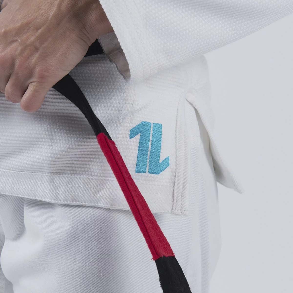 Kingz die One Ladies Bjj Gi White/Sky Blue