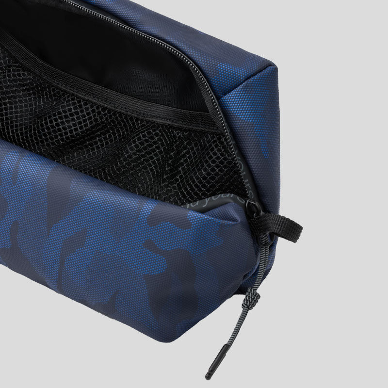 Manto Camo Toiletry Bag Navy