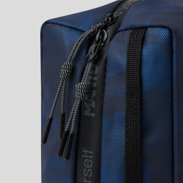 Manto Camo Toiletry Bag Navy