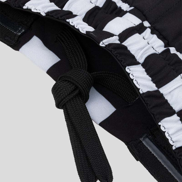 Manto Cross Fight Shorts Black