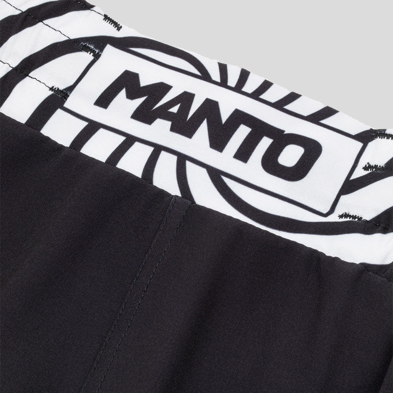 Manto Illusion Fight Shorts Black