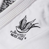 मंटो मिको बीजेजे जीआई व्हाइट