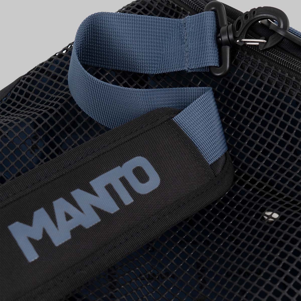 मंटो सोसाइटी मीडियम कन्वर्टिबल बैक पैक ब्लैक