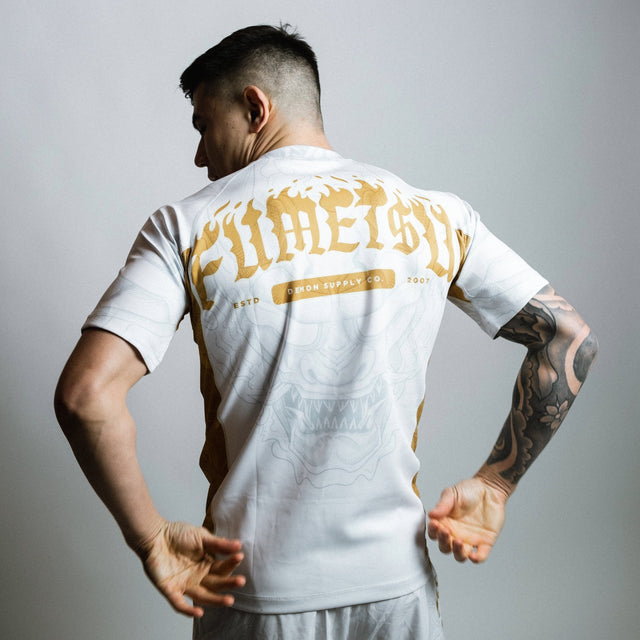Fumetsu Oni Short Sleeve Rash Guard White/Gold/Grey