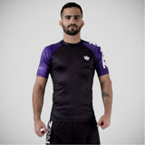 Кінгз -рейтинг виступу з коротким рукавом висипання фіолетово