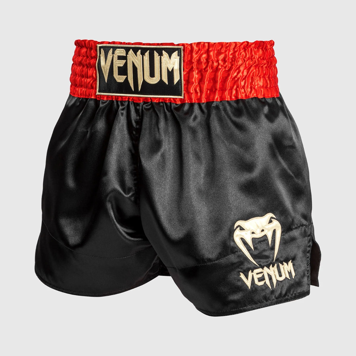 Venum Clásicos pantalones cortos muay tailandés rojos/negros/dorado