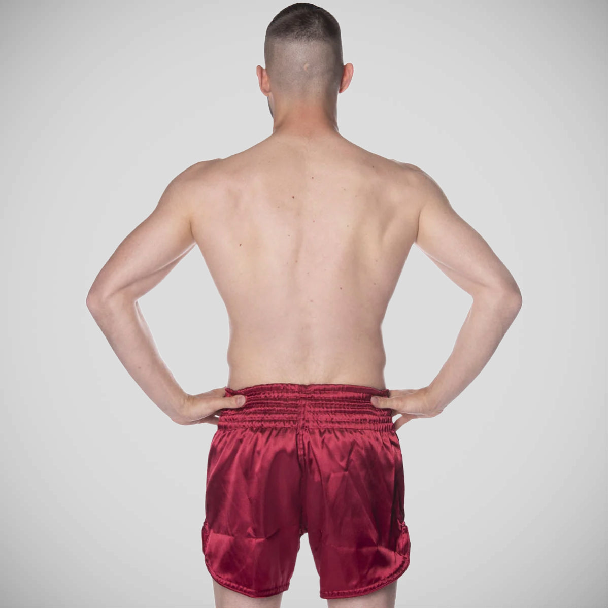 8 Weapons Streik Muay Thai Shorts Rot/Gold