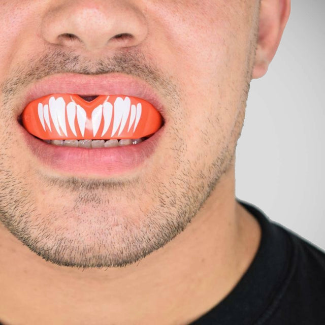 SafeJawz Extro Viper Mouth Guard Red/White