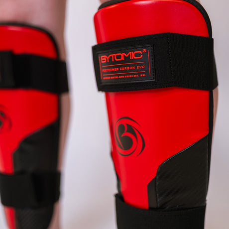 Bytomic Performer Carbon Evo Shin Guards Red/Black