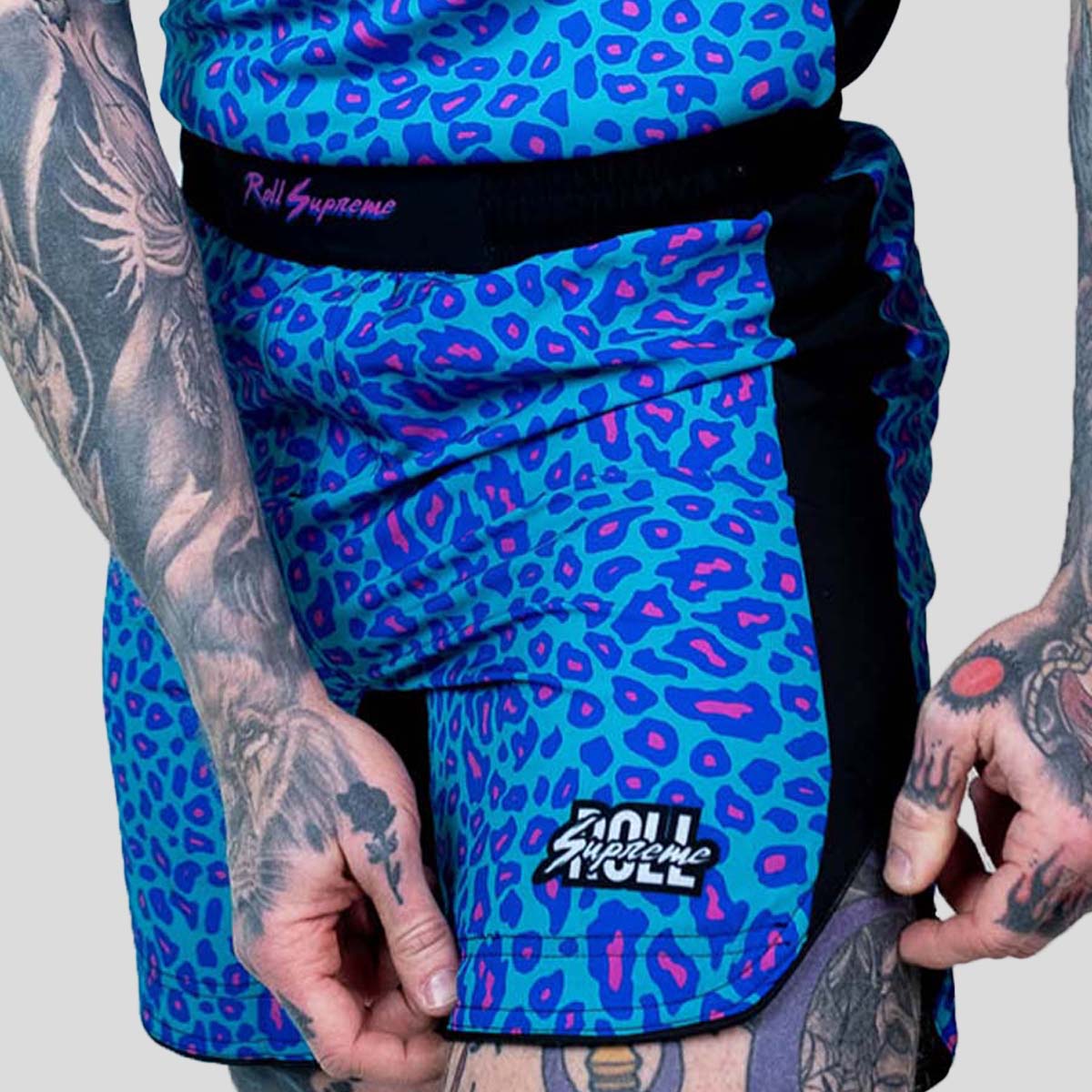 Roll Supreme The Butcher Fight Shorts Blue / Pink