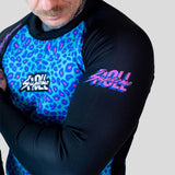 Roll suprême le boucher à manches longues éruption cutanée bleu / rose