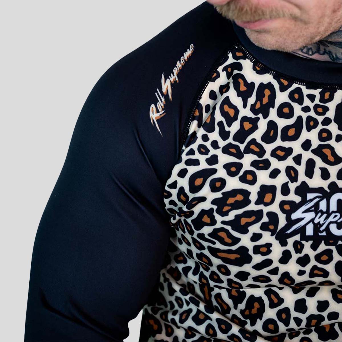 Rouler suprême le boucher à manches longues éruption cutanée jaune / brun