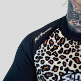 Rouler suprême le boucher à manches courtes cutanées jaune / brun