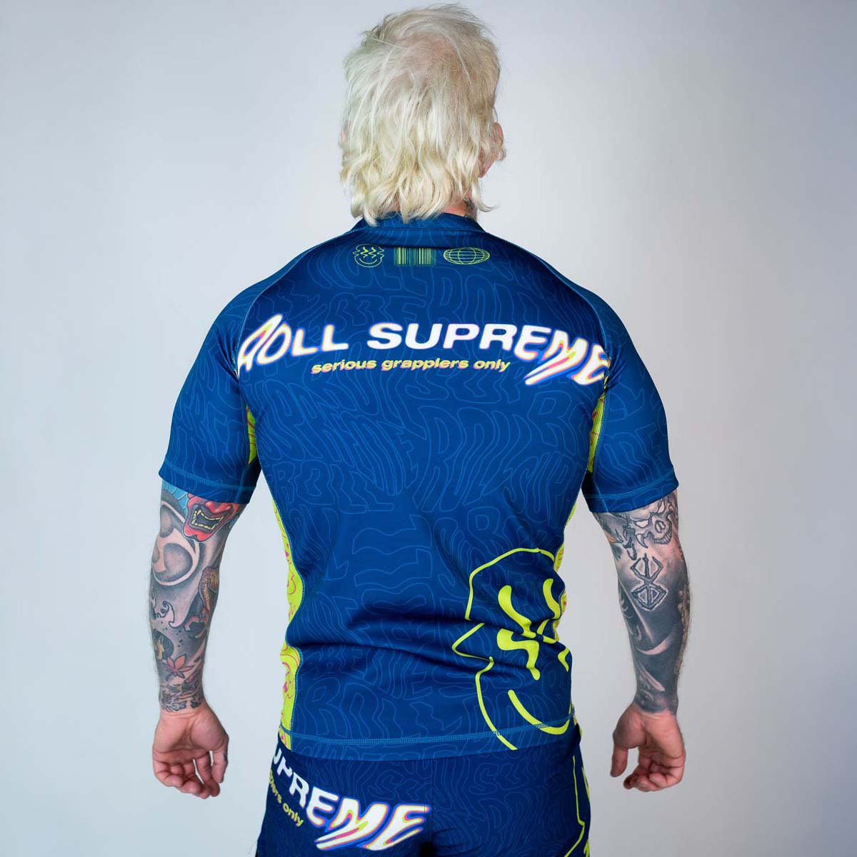 Roll Supreme The Rave Nuclear Candy Trip Trip Short Scoeve Rash Guard