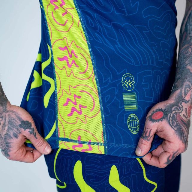 Roll Supreme  The Rave Nuclear Candy Trip Short Sleeve Rash Guard
