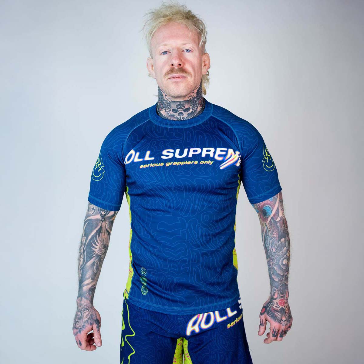 Roll Supreme The Rave Nuclear Candy Trip Trip Short Scoeve Rash Guard