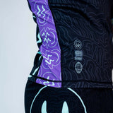 Rouler suprême le rave ultraviolet cerveau gèle à manches courtes à manches courtes