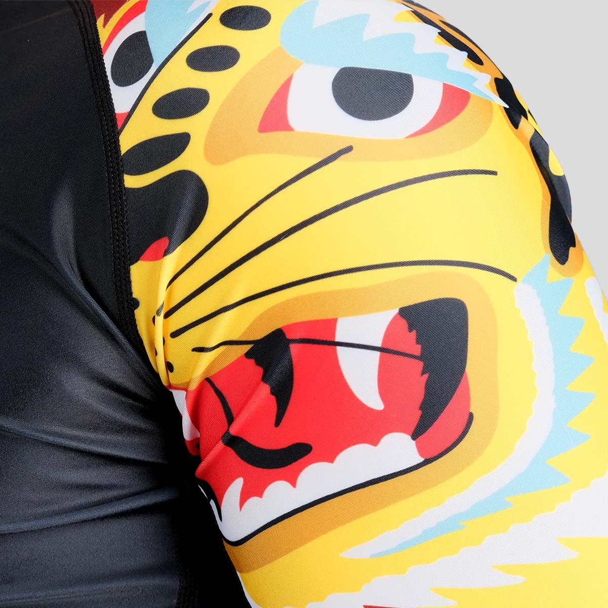 Скрабэмбл Сукуджан с коротким рукавом сып