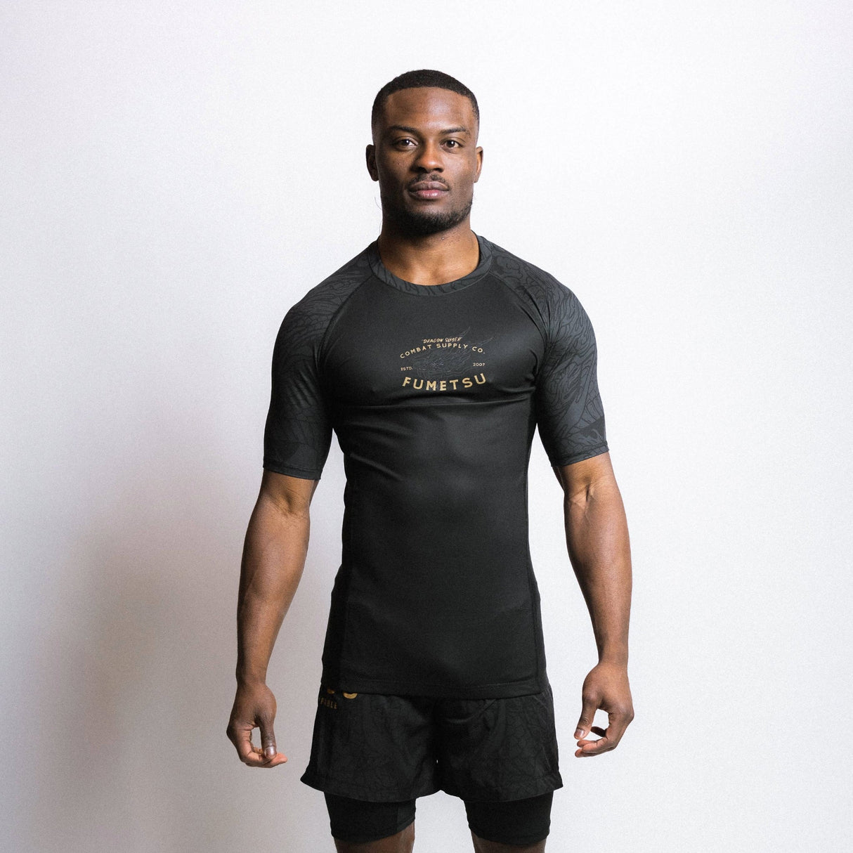 Fumetsu Dragon Slayer Short Sleeve Rash Guard Black/Gold