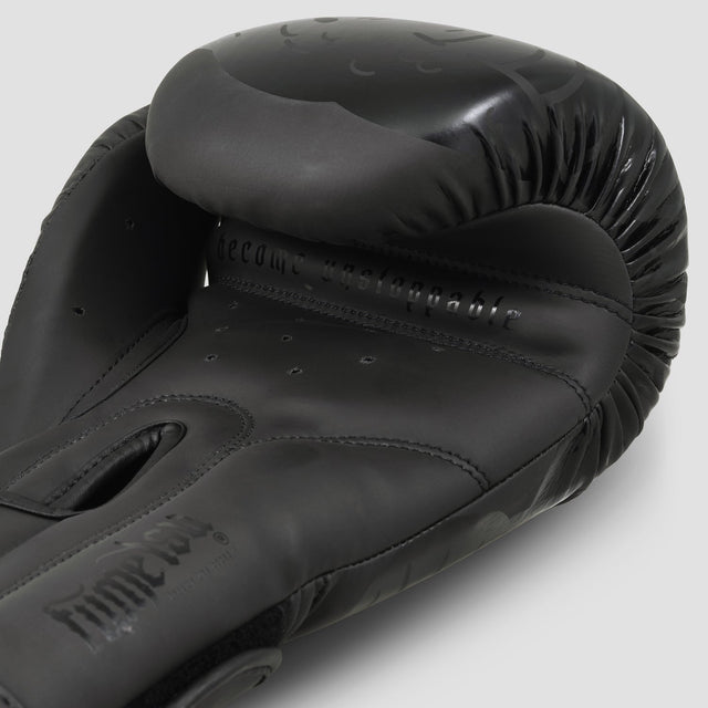 Fumetsu Snake Eyes Boxing Gloves Black - design close-up