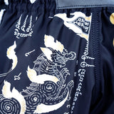 Tuff Sport Mrs206 Retro Style Black Singha Yantra med krigsflagg Muay Thai Shorts