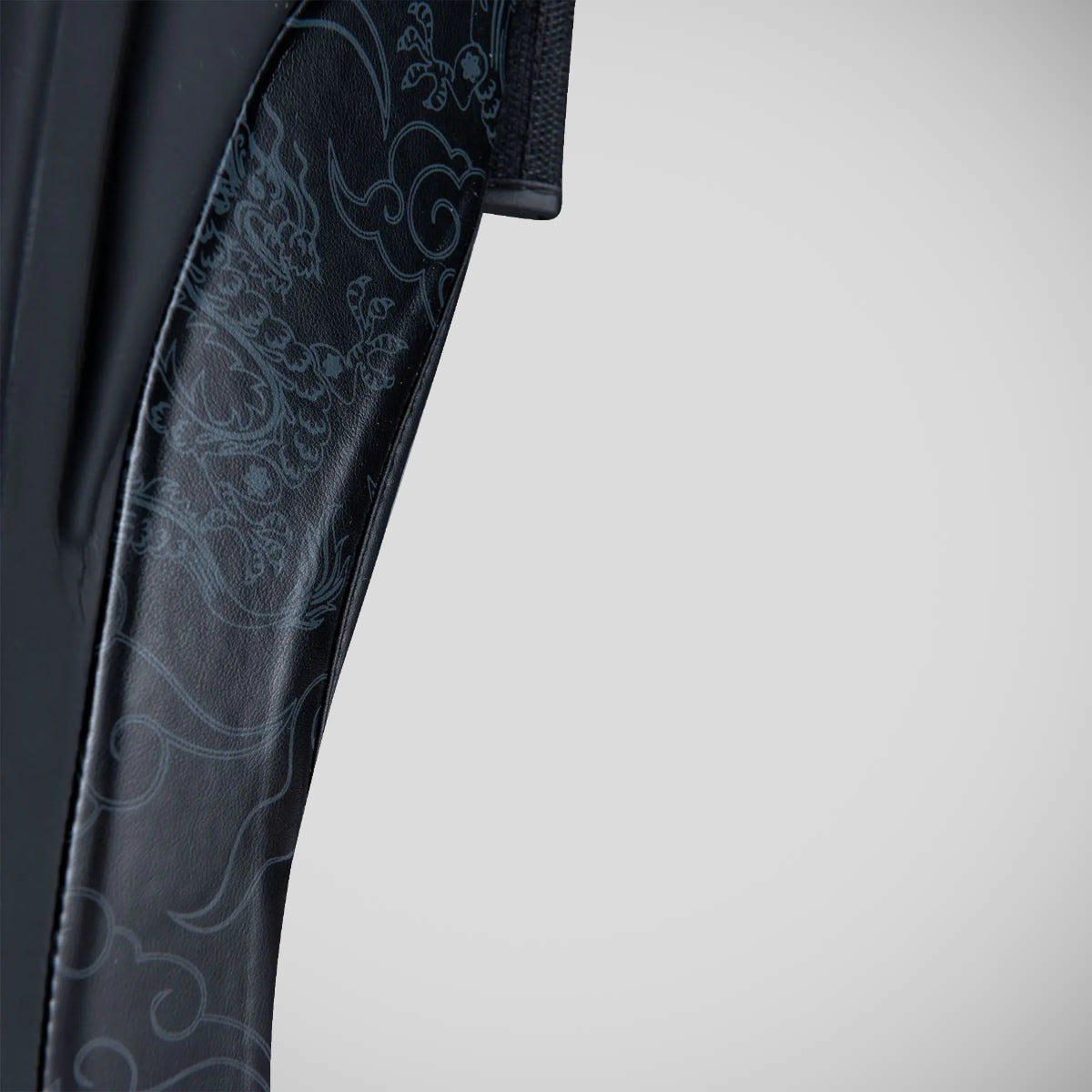 Top Ten Drachenschienbein und Instate Guard Black/Schwarz