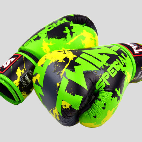 Twins FBGVL4-61 Candy Boxing Gloves Black/Green
