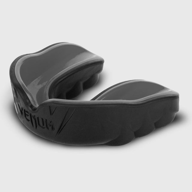 Venum Challenger Mouthguard Black/Black