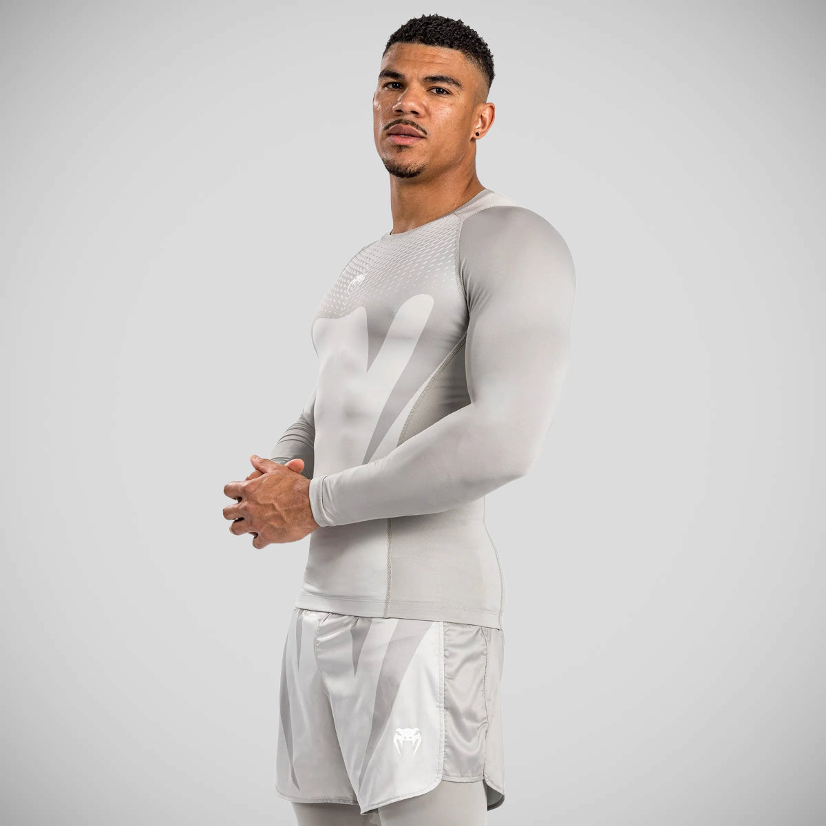 Venum Angriffs Sand Long Sleeve Frossengut Wachmann angreifen