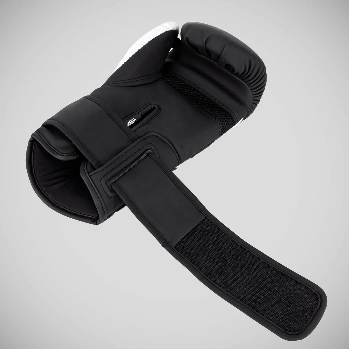 Venum Challenger 4.0 boksehansker svart/hvitt