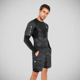 Venum Electron 3.0 Rash Guard z długim rękawem w kolorze czarnym