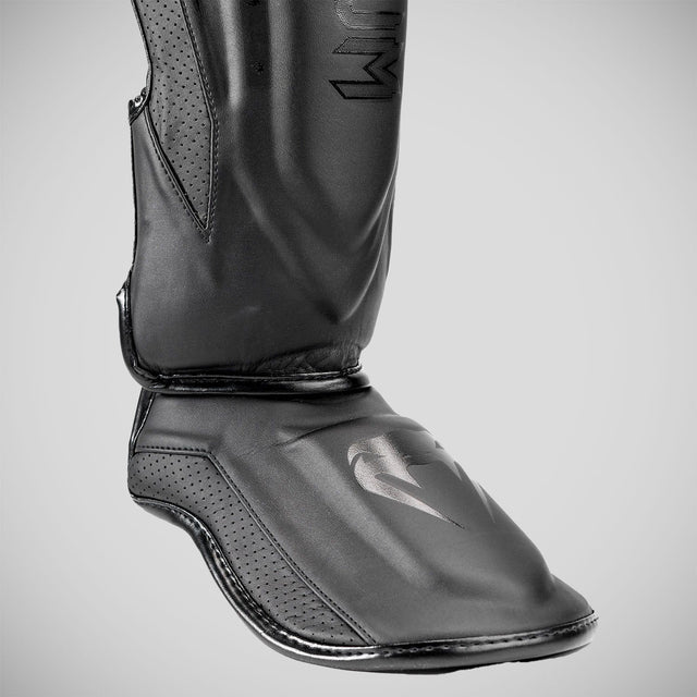 Venum Elite Evo Shin Guards Black/Black